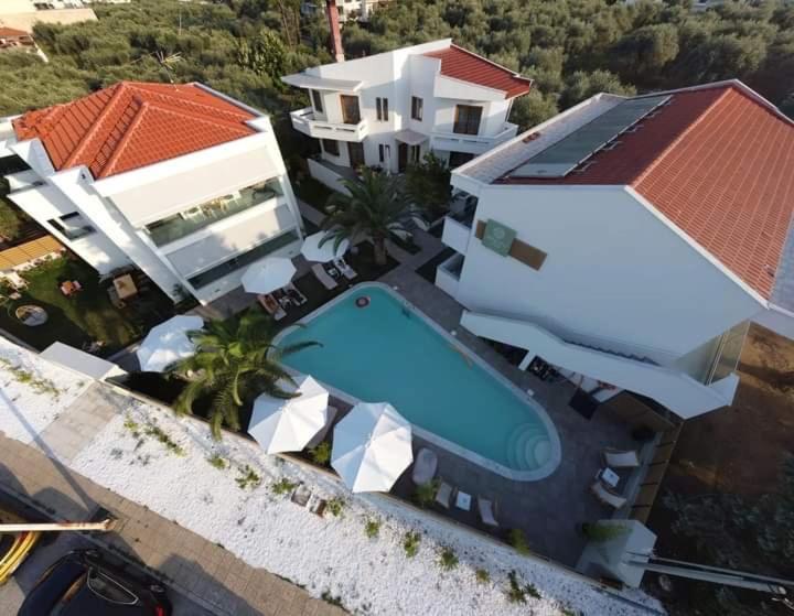 Essentia Vita Comfy Suites Thassos Exteriör bild